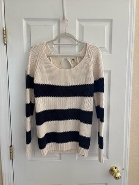 ROXY Striped Scooped Neck Knit Sweater - Cream & Black. Size Large